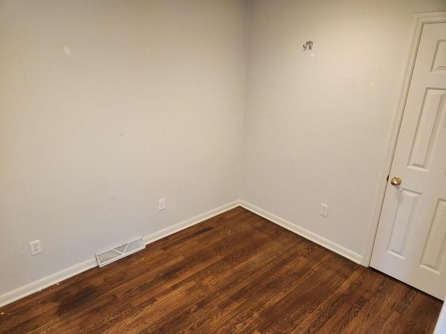 2351 Tulsa Road, Lexington, KY 40503