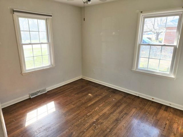 2351 Tulsa Road, Lexington, KY 40503