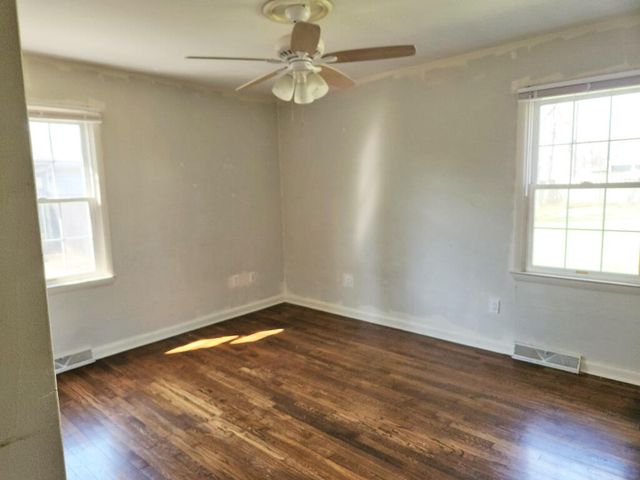 2351 Tulsa Road, Lexington, KY 40503