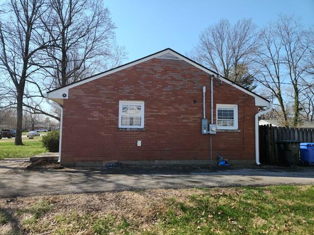 2351 Tulsa Road, Lexington, KY 40503