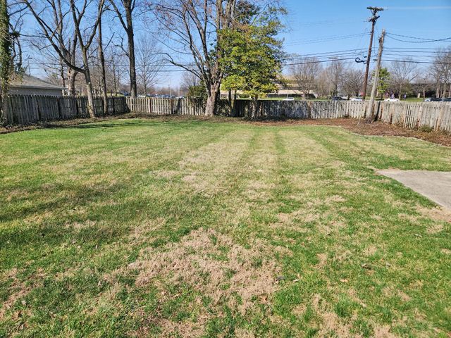 2351 Tulsa Road, Lexington, KY 40503