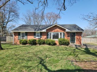2351 Tulsa Road, Lexington, KY 40503