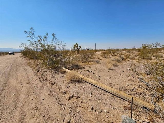 0 W Rocking Horse Drive, White Hills, AZ 86445