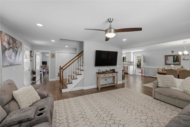 252 Wolf Rock Road, Exeter, RI 02822
