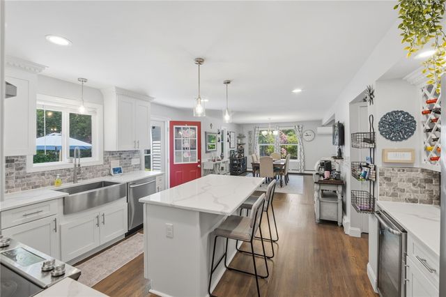 252 Wolf Rock Road, Exeter, RI 02822