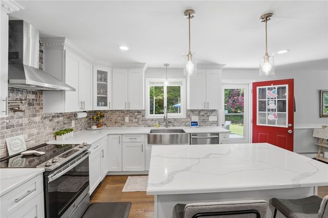 252 Wolf Rock Road, Exeter, RI 02822