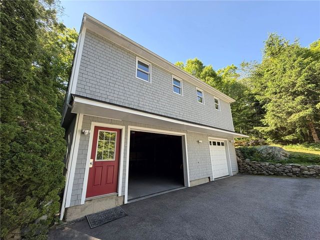 252 Wolf Rock Road, Exeter, RI 02822