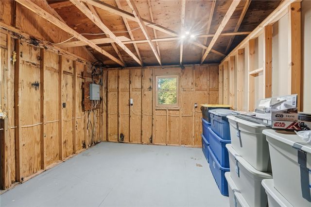 252 Wolf Rock Road, Exeter, RI 02822