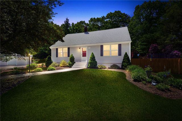 252 Wolf Rock Road, Exeter, RI 02822