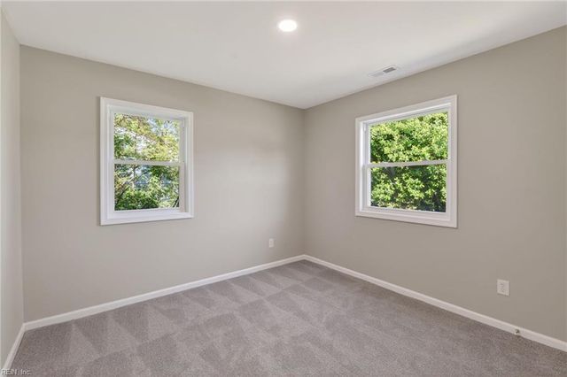 4832 82nd ST, Hampton, VA 23605