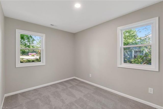 4832 82nd ST, Hampton, VA 23605
