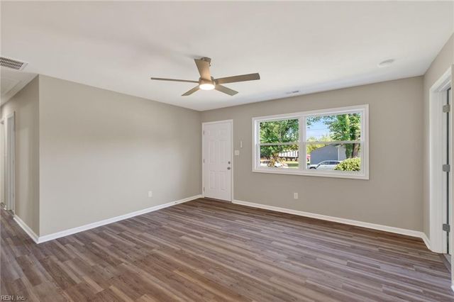 4832 82nd ST, Hampton, VA 23605