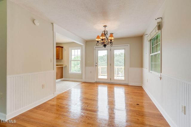 2125 Bonaire Road, Kingsport, TN 37660