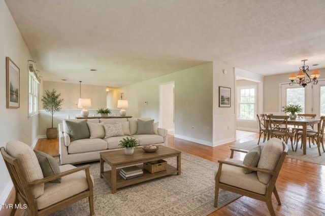 2125 Bonaire Road, Kingsport, TN 37660