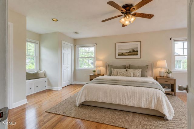 2125 Bonaire Road, Kingsport, TN 37660