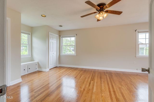 2125 Bonaire Road, Kingsport, TN 37660