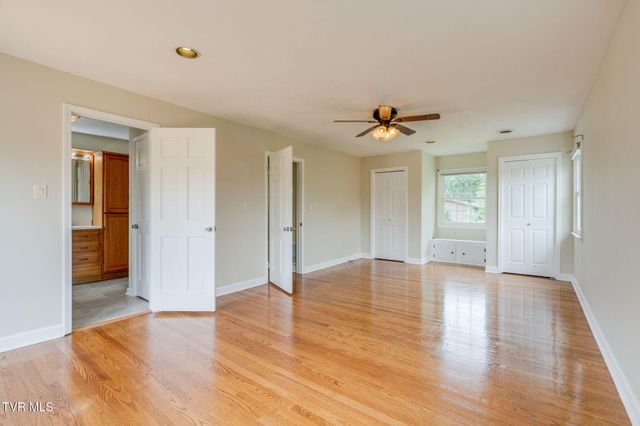 2125 Bonaire Road, Kingsport, TN 37660
