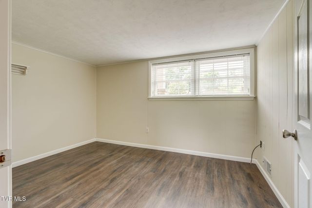 2125 Bonaire Road, Kingsport, TN 37660