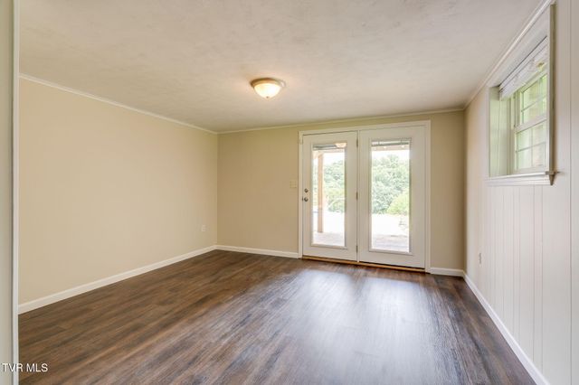 2125 Bonaire Road, Kingsport, TN 37660