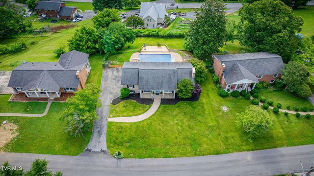 2125 Bonaire Road, Kingsport, TN 37660