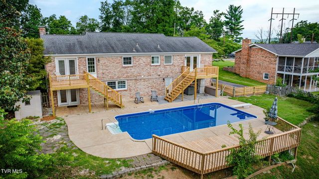 2125 Bonaire Road, Kingsport, TN 37660