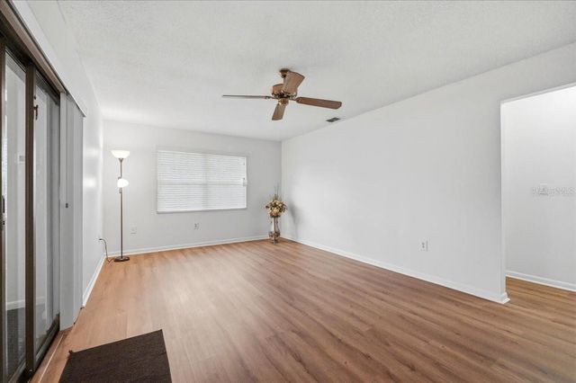 2111 GROVEGLEN LANE S, Lakeland, FL 33813