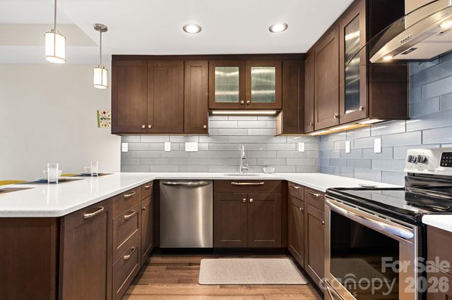 1300 Reece Road 412, Charlotte, NC 28209