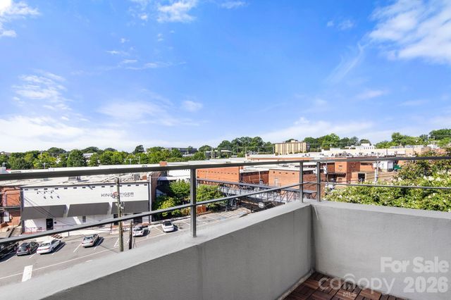 1300 Reece Road 412, Charlotte, NC 28209