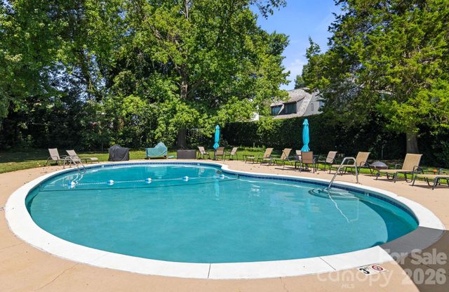 1300 Reece Road 412, Charlotte, NC 28209