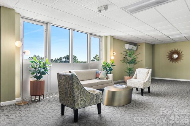 1300 Reece Road 412, Charlotte, NC 28209
