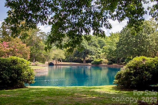 1300 Reece Road 412, Charlotte, NC 28209