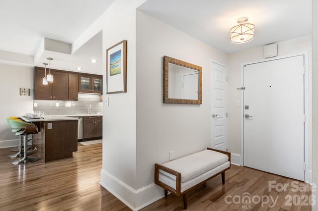 1300 Reece Road 412, Charlotte, NC 28209