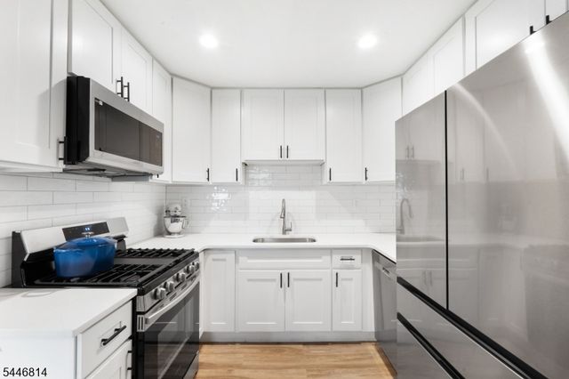 20 Harry Rd, Bridgewater Twp., NJ 08807