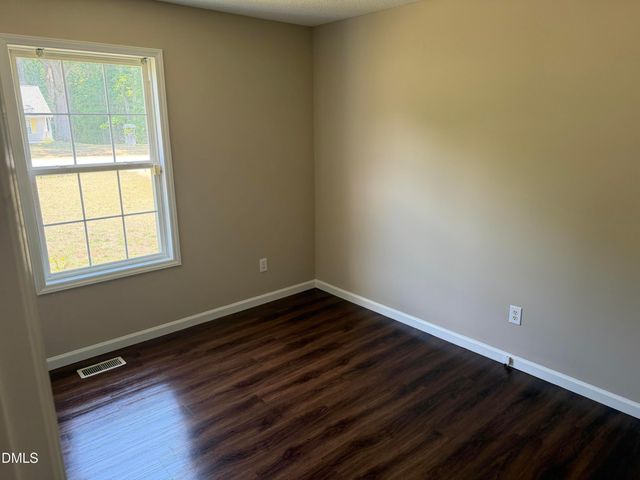 504 Hiking Trail, Benson, NC 27504