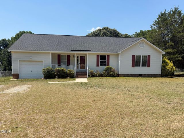 504 Hiking Trail, Benson, NC 27504