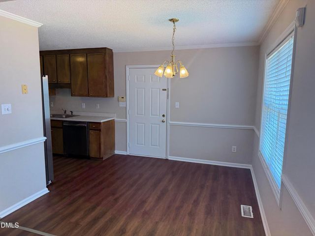 504 Hiking Trail, Benson, NC 27504