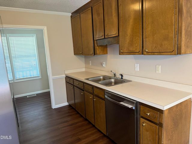 504 Hiking Trail, Benson, NC 27504