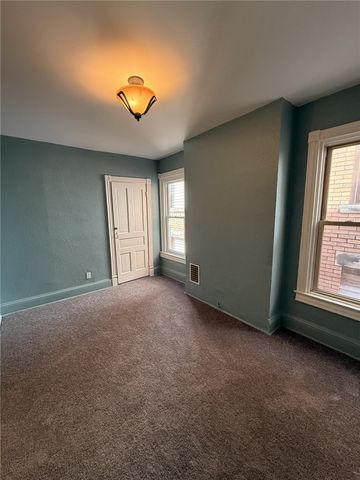 782 Hazelwood Avenue, Greenfield, PA 15217