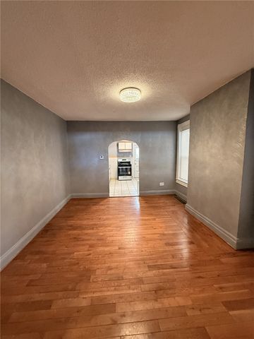 782 Hazelwood Avenue, Greenfield, PA 15217