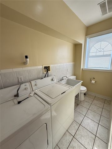 782 Hazelwood Avenue, Greenfield, PA 15217