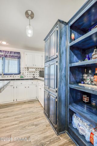 1775 Ray Luchini Drive, Las Cruces, NM 88005