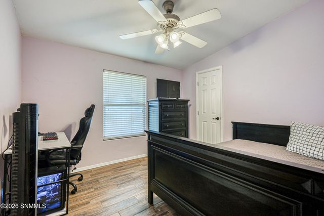 1775 Ray Luchini Drive, Las Cruces, NM 88005