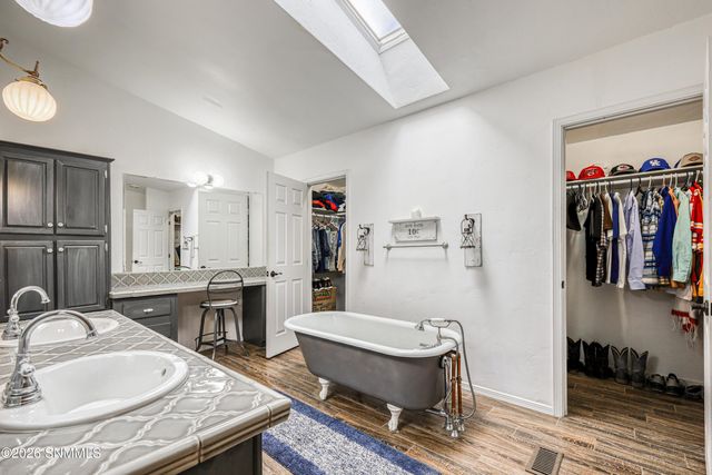 1775 Ray Luchini Drive, Las Cruces, NM 88005