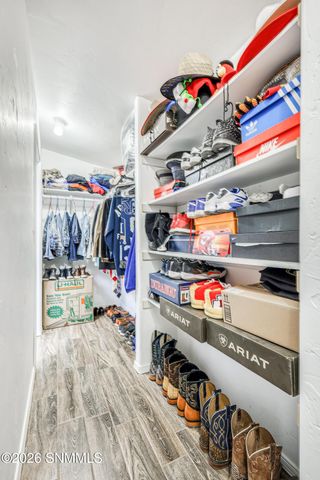 1775 Ray Luchini Drive, Las Cruces, NM 88005