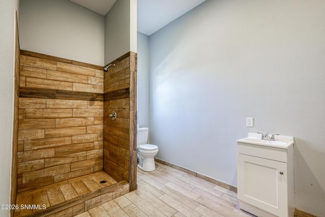 1775 Ray Luchini Drive, Las Cruces, NM 88005