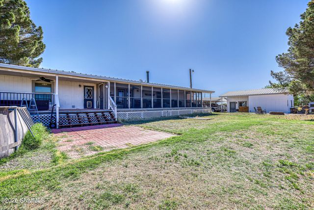 1775 Ray Luchini Drive, Las Cruces, NM 88005