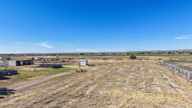 1775 Ray Luchini Drive, Las Cruces, NM 88005