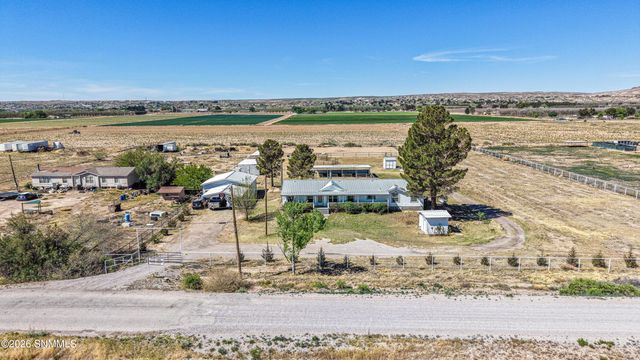 1775 Ray Luchini Drive, Las Cruces, NM 88005