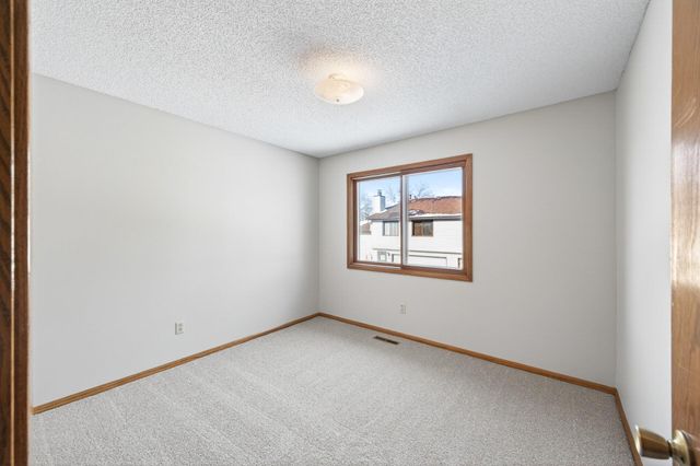 8562 S Maplebrook Circle, Brooklyn Park, MN 55445