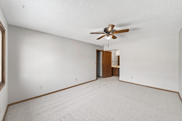 8562 S Maplebrook Circle, Brooklyn Park, MN 55445